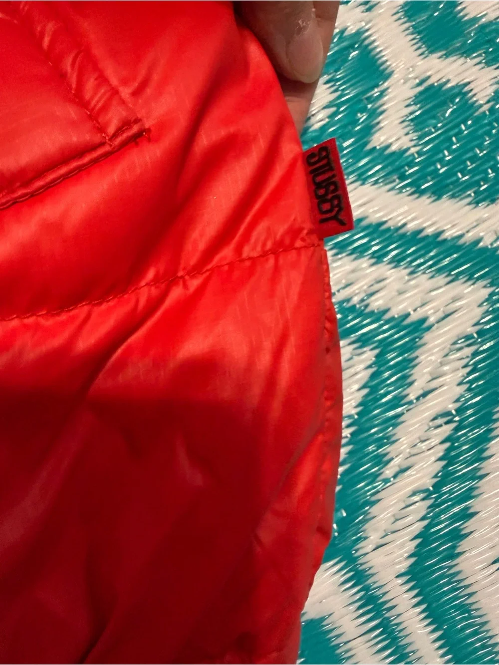 Stussy Men’s Red Hooded Puffer Jacket Insulated Winter Coat